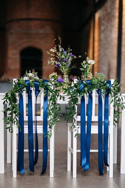 Sillas de novios con toques azules - 18