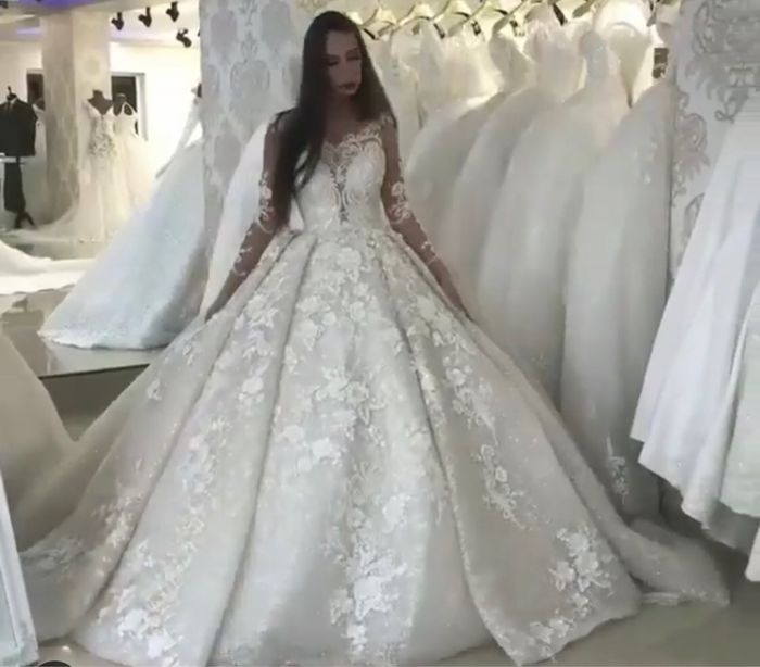 Si tu Fm tuviera que elegir tu vestido de boda.. - 1