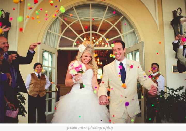  Arroz, Petalos, Confeti, Burbujas o Campanas? - 5