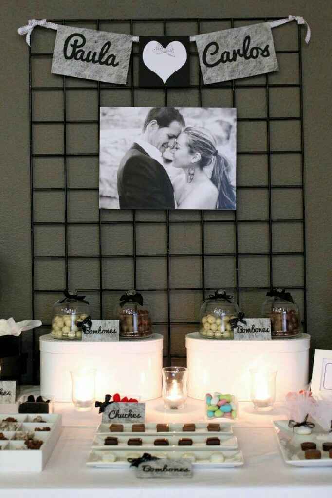 Mesa de dulces va mesa de carnes frías - 10