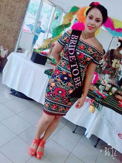 GRACIAS A MARIEL BEAUTY QUE FUE LA ENCARGADA DE MAQUILLARME 