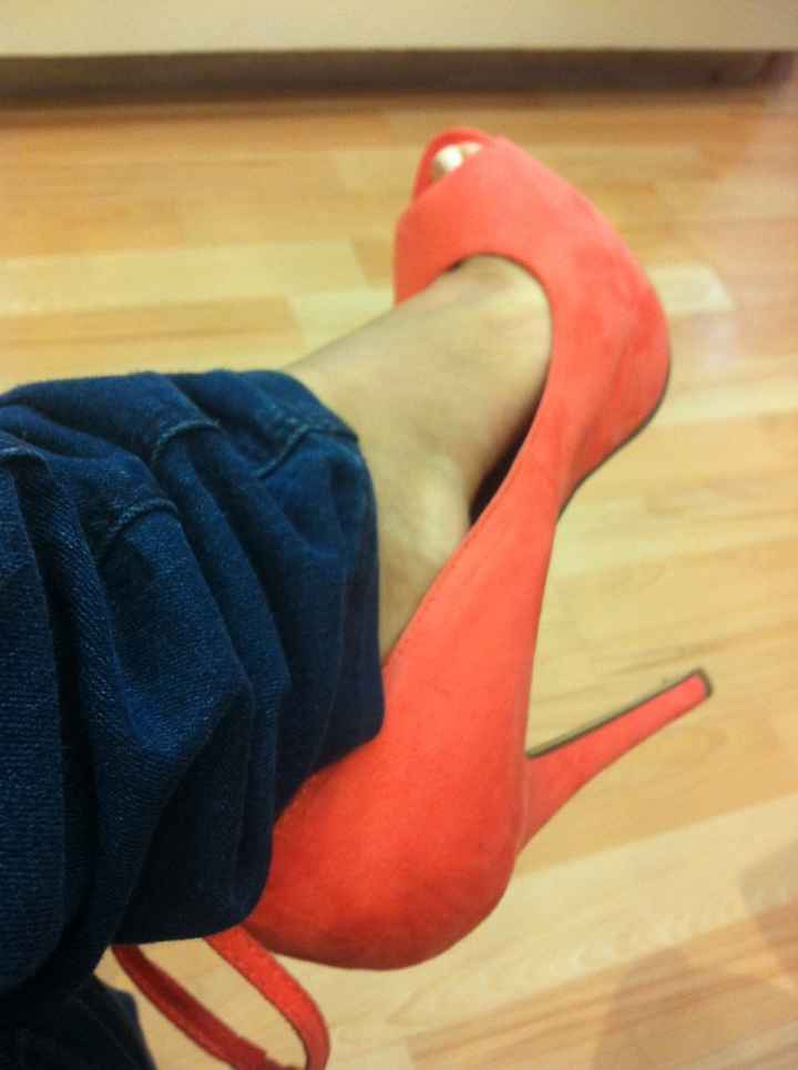 Buscando mis zapatillas - 1