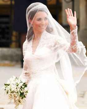 Vestido Blanco En el pasado, en concreto durante la Edad Media, los vestidos de las mujeres eran ela