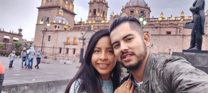 Reto con regalo: Sube una foto con tu pareja🎁 - 1