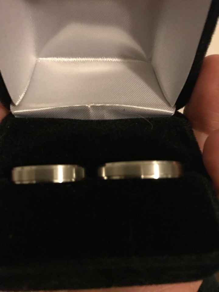 Chicas presuman sus argollas!!! - 1