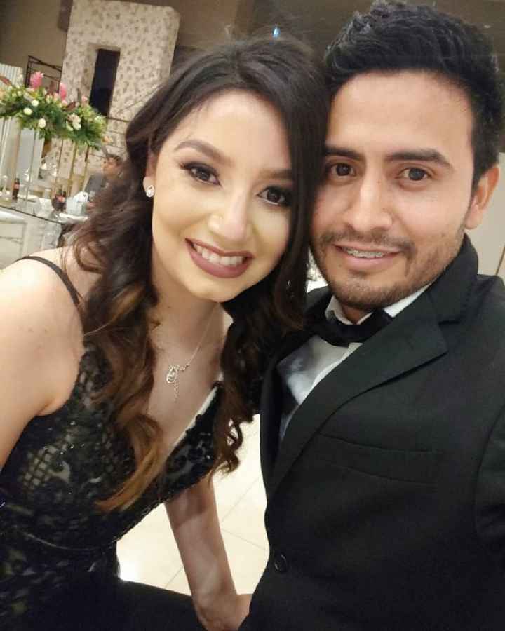 Reto con regalo: Sube una foto con tu pareja🎁 - 1