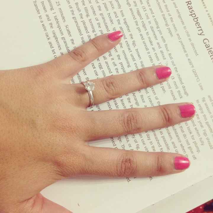 Presuman su anillo de compromiso!! - 1