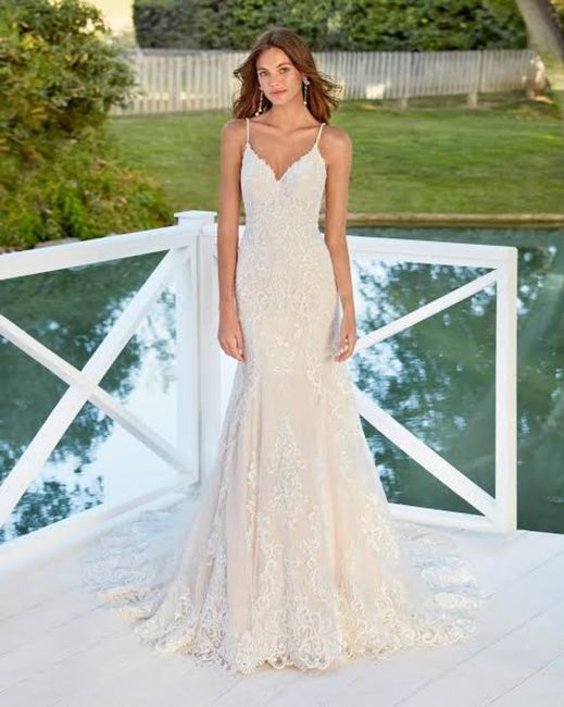 Que tipo de vestidos le quedan a una chaparrita? mido 1.50 - 1