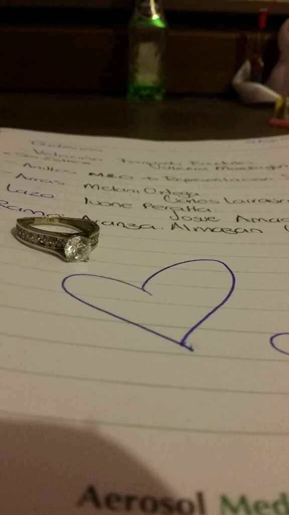 Presuman su anillo - 1