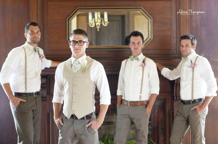 ¡Yo nunca nunca quiero esos groomsmen! 1
