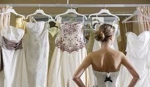 Viajar con el vestido.