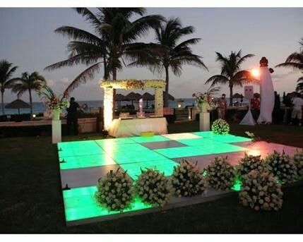 Boda en la playa 30 personas. se veria ridiculo? - 3