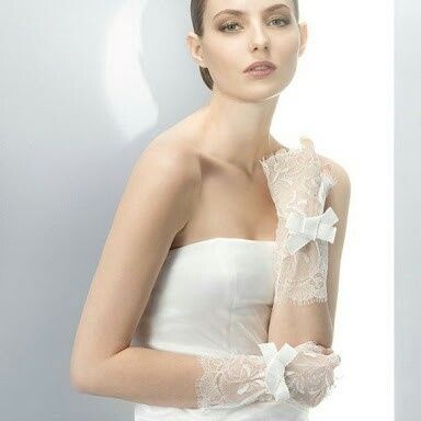 Qué tipo de vestido de novia se usa con guantes - 18