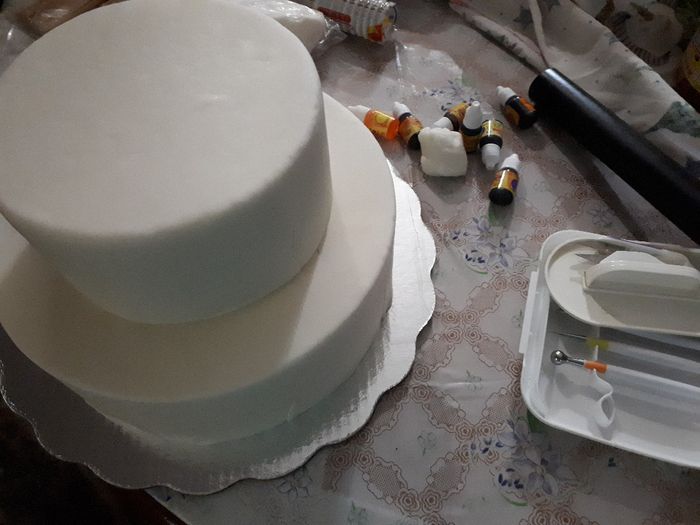 ¿Como hacer pastel de fondant de utileria? 12