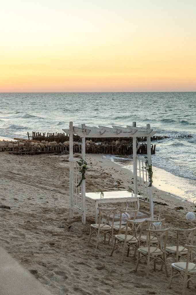  ¿hacer doble fiesta?  Para el bodorrio civil y despues la fiesta con la ceremonia religiosa? - 2