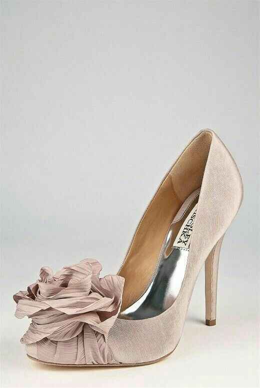 Zapatos y mas zapatos... - 1