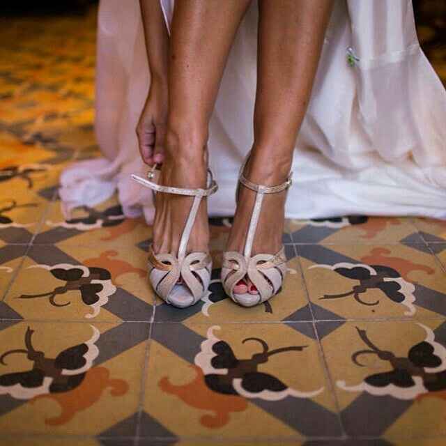 Zapatos y mas zapatos... - 8