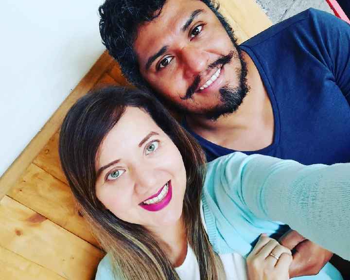 Reto con regalo: Sube una foto con tu pareja🎁 - 1