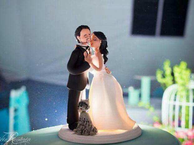 ¿Qué material escogieron para los cake toppers? - 1