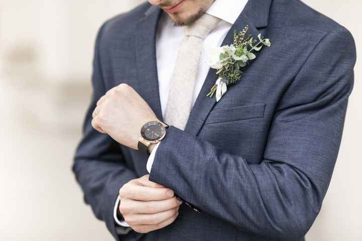 Relojes para el novio en colores oscuros 4