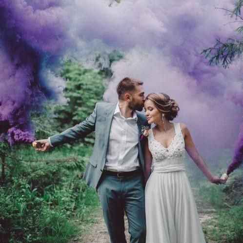 Bombas de humo de colores en tu boda 4