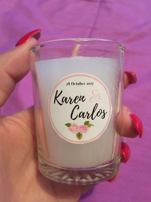 Velitas para iluminar las mesas