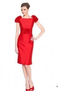 VESTIDO CORTO ROJO CONSERVADOR