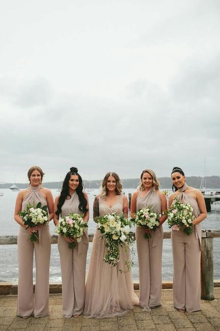 Damas en pantalón - 7