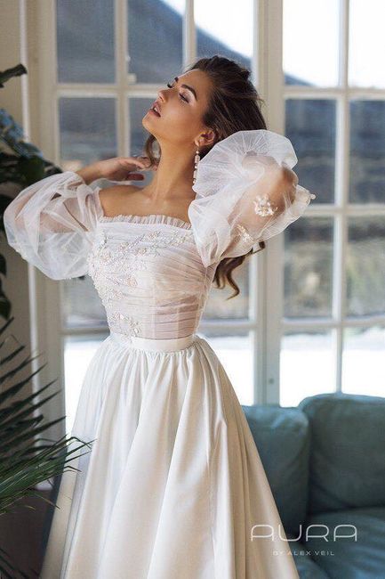 Vestido strapless con manga abombada - 6