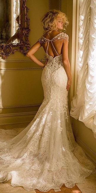 Vestidos con detalles al hombro - 3