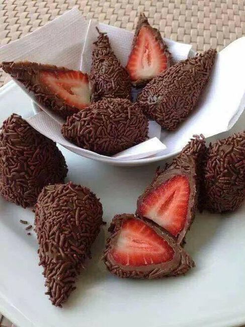 Fresas de chocolate para mesa dé dulces - 1