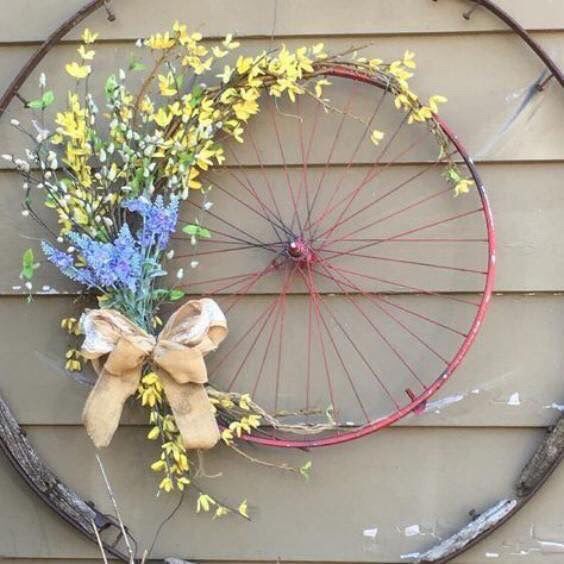 Ideas para decorar con llantas para bici - 9