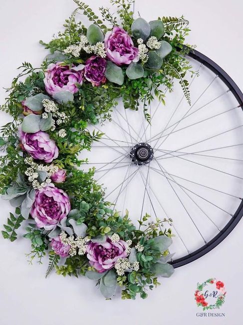 Ideas para decorar con llantas para bici - 14