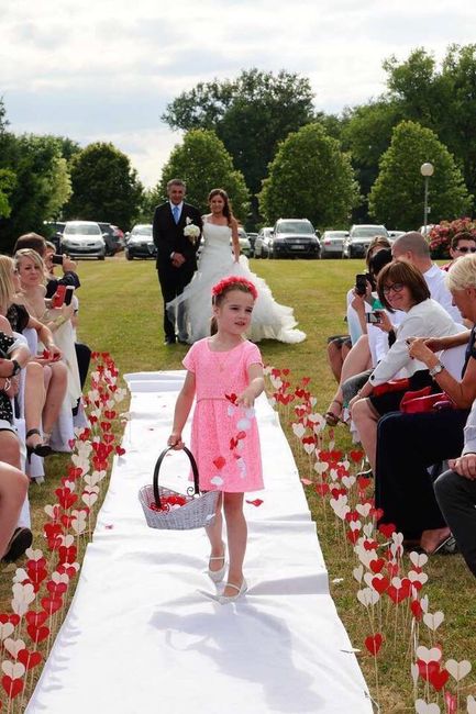 Caminos al altar con corazones 6