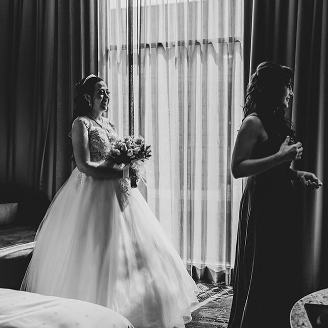 4 fotos en blanco y negro 5