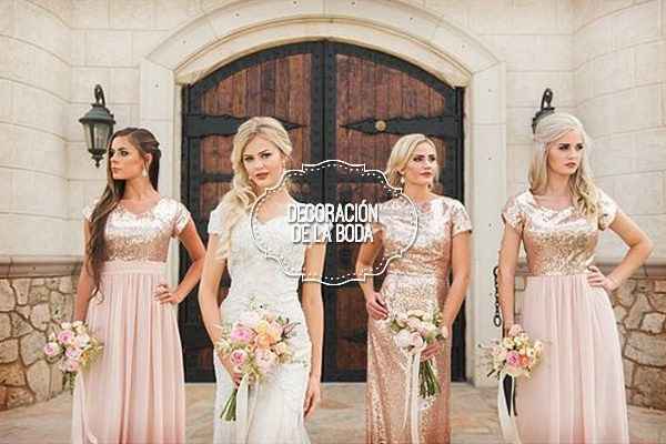 Damas rose 