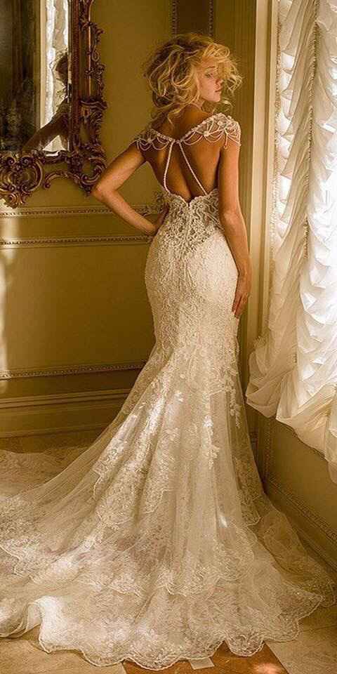 Vestidos con detalles al hombro - 3