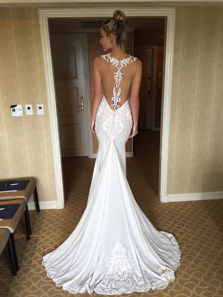 Vestidos con detalles al hombro - 5
