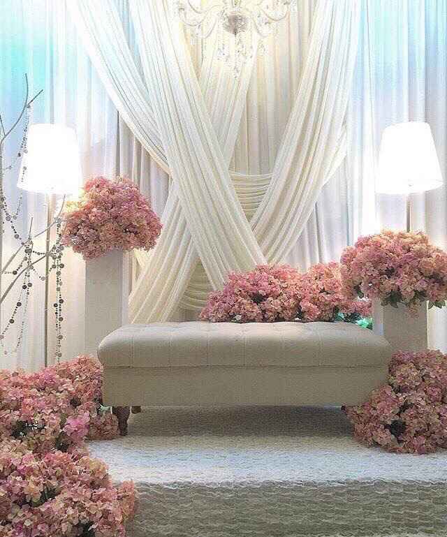 Flores y cortinas - 1