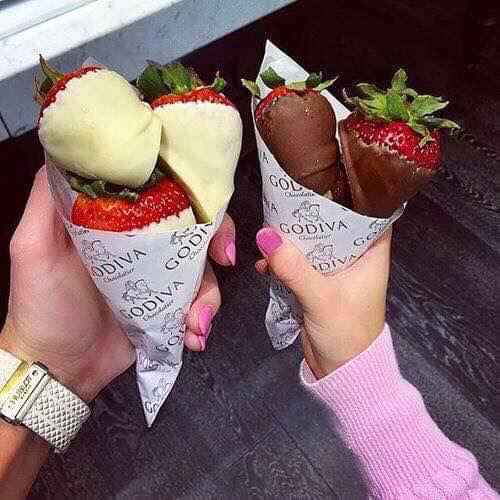 Fresas de chocolate para mesa dé dulces - 2