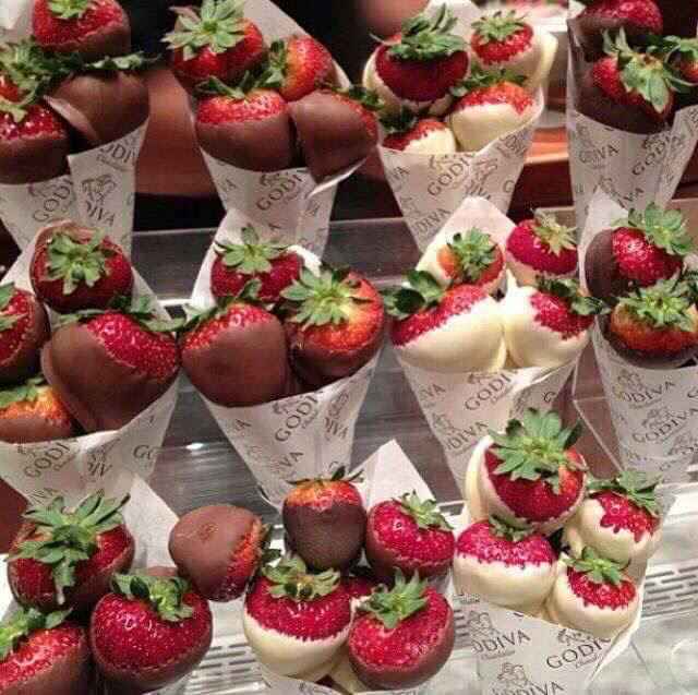Fresas de chocolate para mesa dé dulces - 3