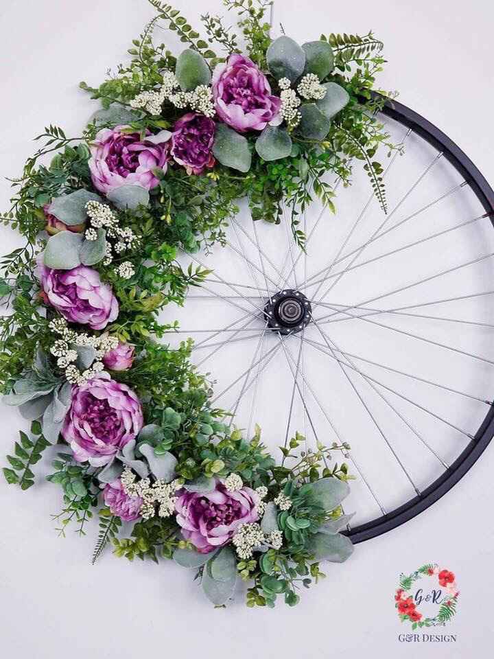 Ideas para decorar con llantas para bici - 14