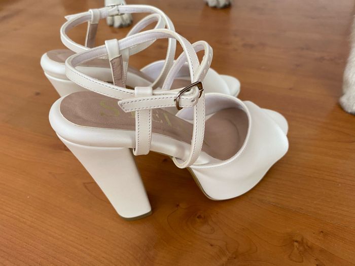 Mis zapatos de boda!!! 2