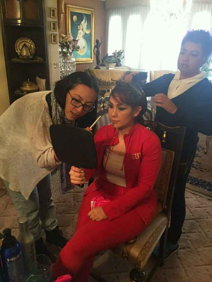 Mi prueba de peinado y maquillaje con pink chic - 1