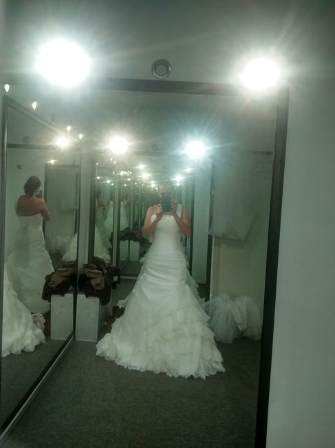 Chicas compartan su vestido de novia - 1