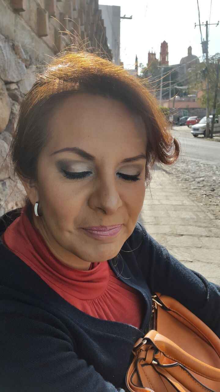 Mi prueba de maquillaje y peinado? - 4