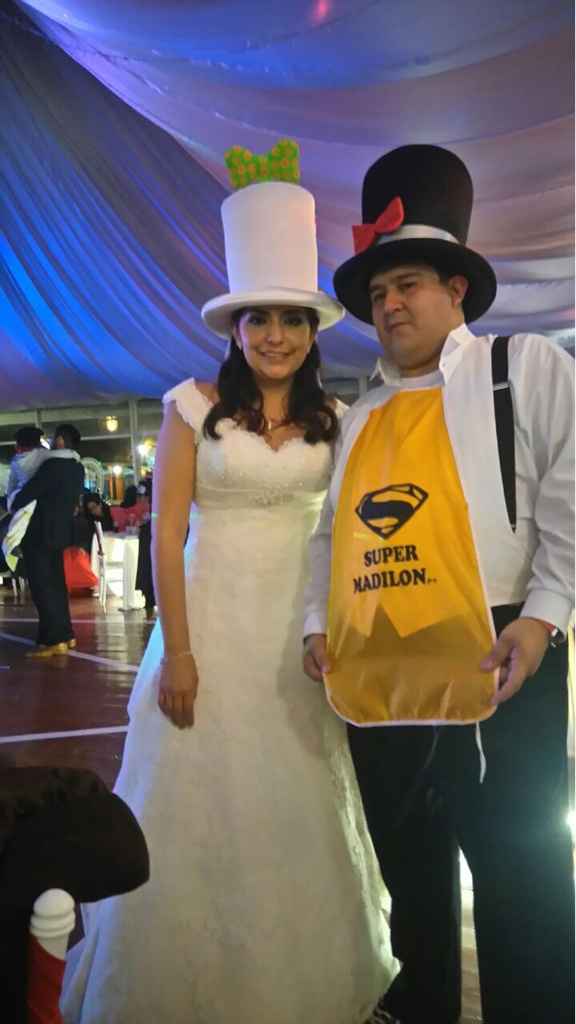 Les presumo mi vestido - 2