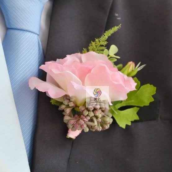 Boutonniere color rosa - 3