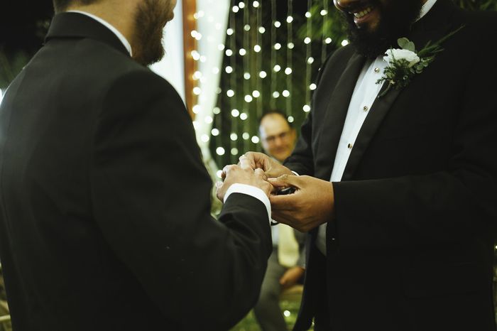 ¿En qué mano llevas tu anillo? 2