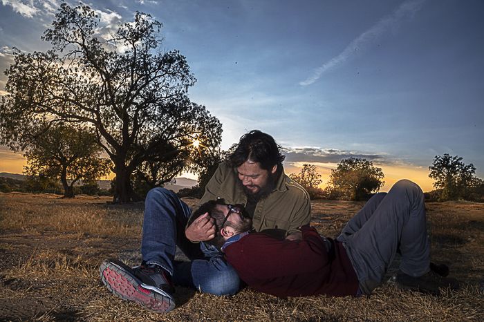 Save the date, fotos al atardecer 📸🧡💛 8
